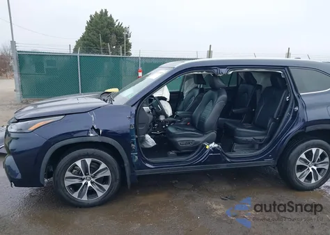2023 Toyota Highlander Xle из США, поврежденный, VIN 5TDKDRBH1PS019894